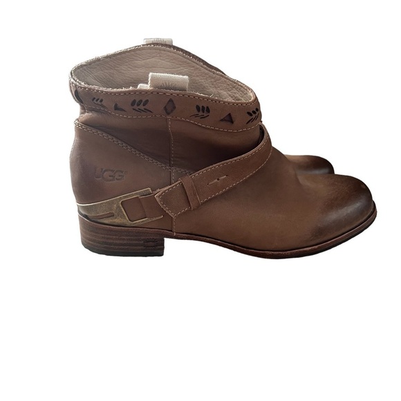 UGG Austin Women's 3179 Brown Leather Cowboy Ankle Boots Size 5 - Picture 5 of 10